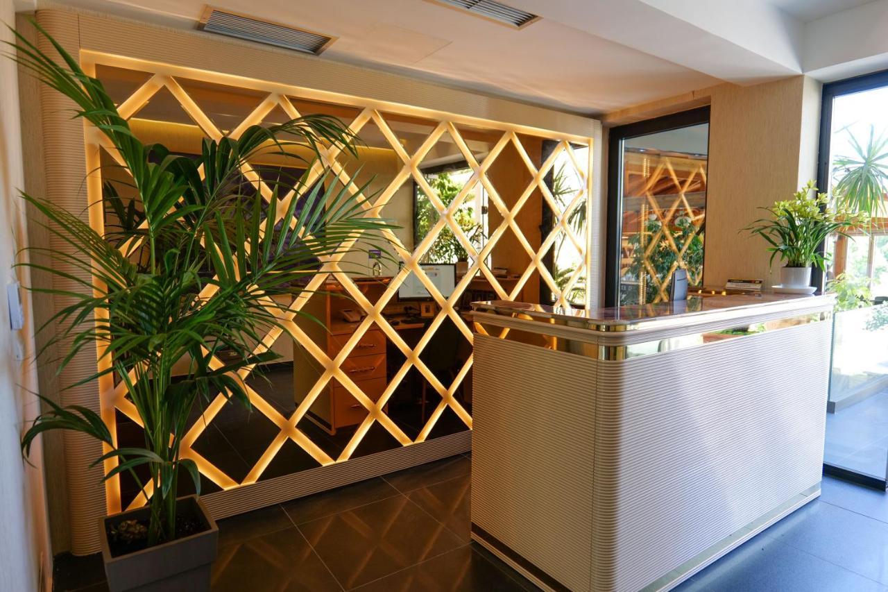 Bora Bora Hotel Ksamil Luaran gambar
